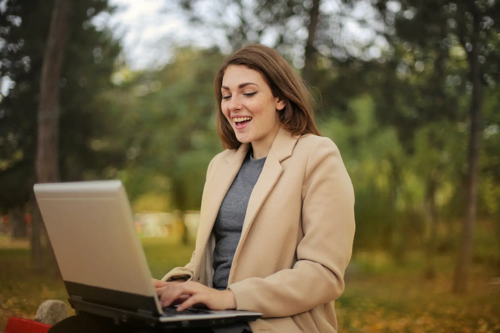 Compare HP Laptops With a Product Specialist product selection context